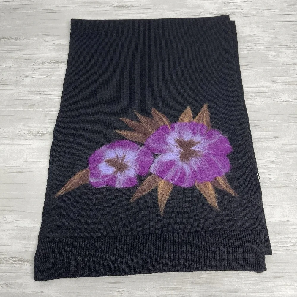 J. Jill Women's Knit Scarf Dimensional Flowers Cozy Wool Blend One Size‎